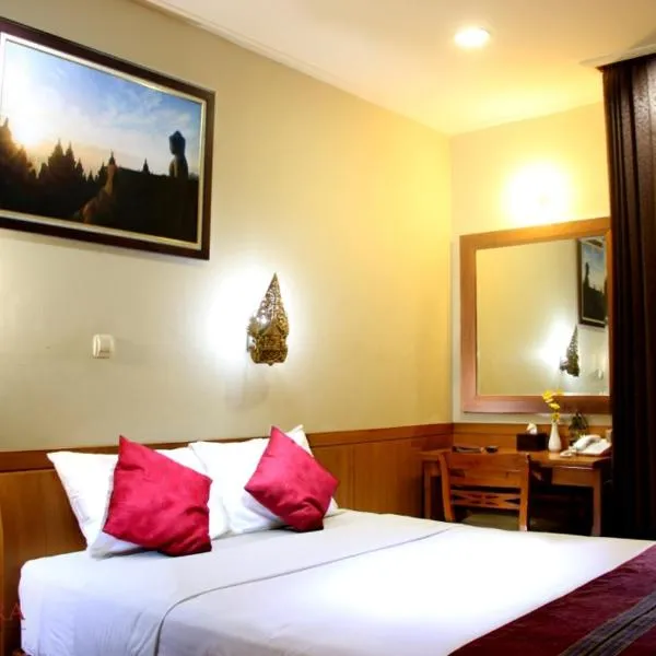 曼诺哈拉假日酒店，位于婆罗浮屠的酒店
