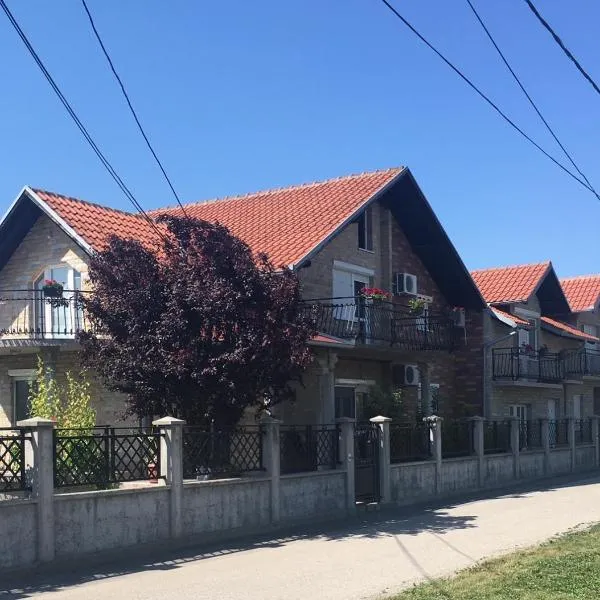 Sangaj Apartment，位于Batajnica的酒店
