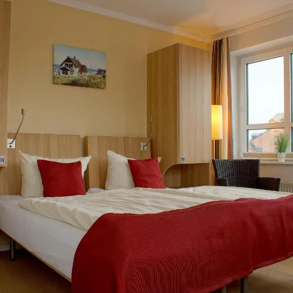 克罗恩波罗的海酒店，位于海利根港的酒店