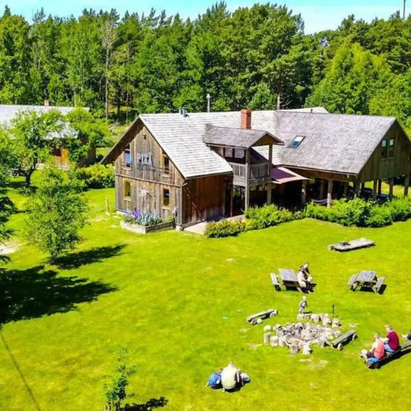 PIZĀ Guest House & Campsite，位于Miķeļtornis的酒店
