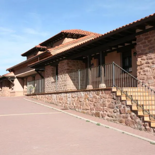 CASA RURAL MIRALTAJO，位于Torremocha del Pinar的酒店