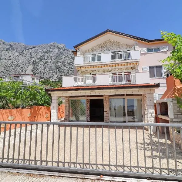 Apartments Villa Michele，位于奥瑞比克的酒店