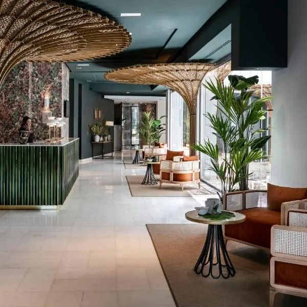 普桑达帕提欧斯莱克森温齐酒店，位于马拉加的酒店