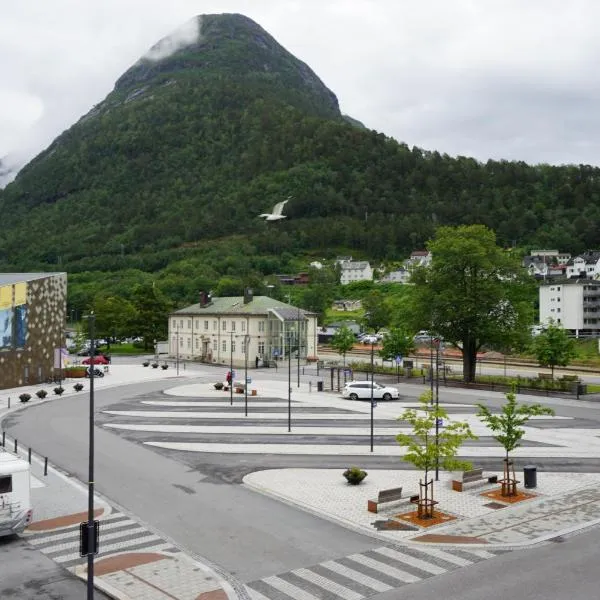 Åndalsnes Sentrum Apartment No2，位于Årset的酒店