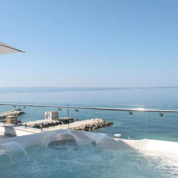 斯普利特海滩酒店，位于Sveti Martin的酒店