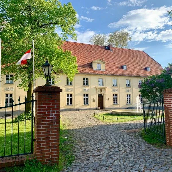 迪德斯多夫城堡酒店，位于格罗斯贝伦的酒店