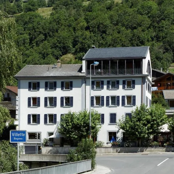 乐吉特罗兹餐厅酒店，位于Bruson的酒店