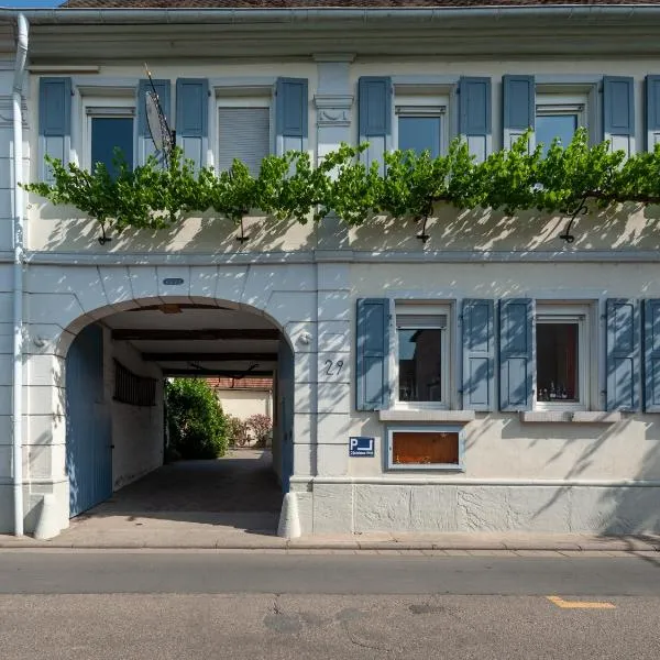 Gästezimmer im Weingut Wolf，位于大卡尔巴赫的酒店