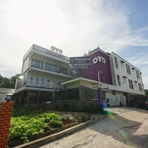 Super OYO 270 Madinah Residence Syariah，位于Talang Kelapa的酒店