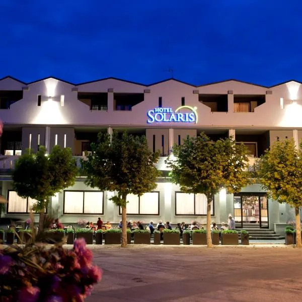 HOTEL SOLARIS，位于卡萨尔博迪诺的酒店
