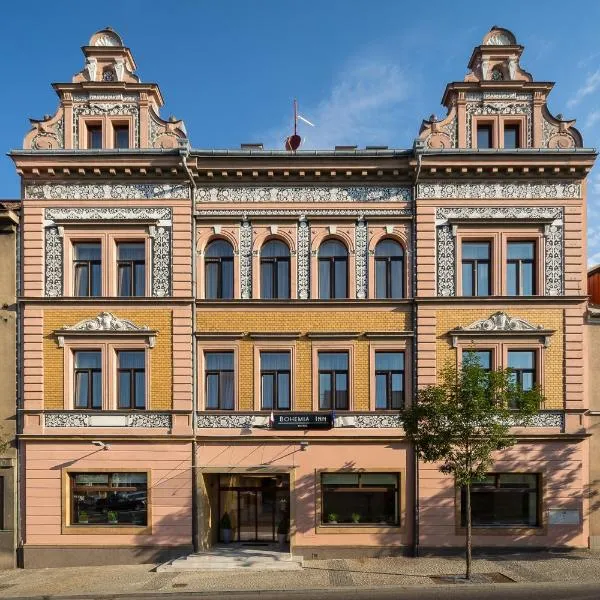 Bohemia Inn Hotel，位于Žďár的酒店