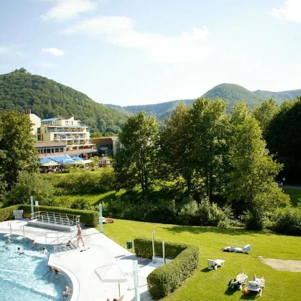 Biosphärenhotel Graf Eberhard bei der Therme Bad Urach，位于巴特乌拉赫的酒店