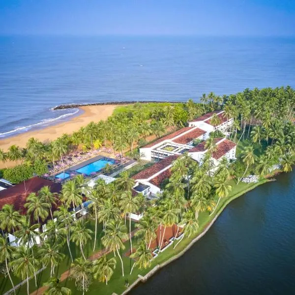 Avani Kalutara Resort，位于Girikola的酒店