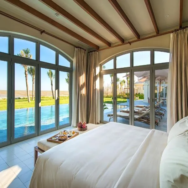 FLC萨姆森豪华度假酒店，位于岑山的酒店