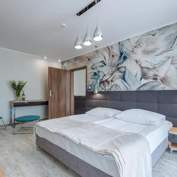 Hotel Zorza，位于科沃布热格的酒店