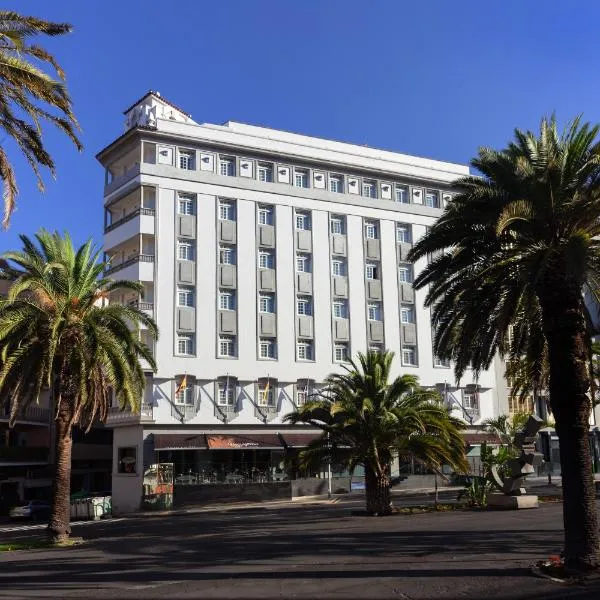圣克鲁斯现代公寓，位于La Montañita的酒店