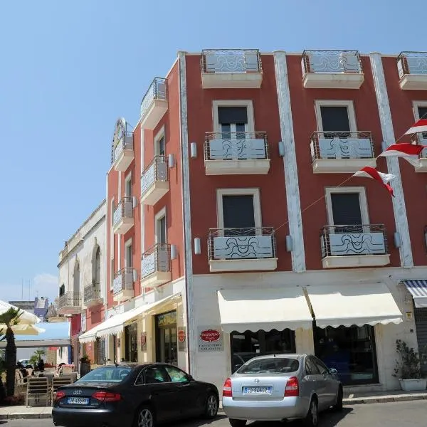 米拉马雷酒店，位于切萨雷奥港的酒店