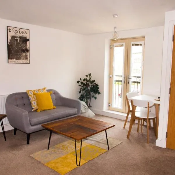 Impressive Urban Townhouse - Leeds City Centre，位于Belle Isle的酒店