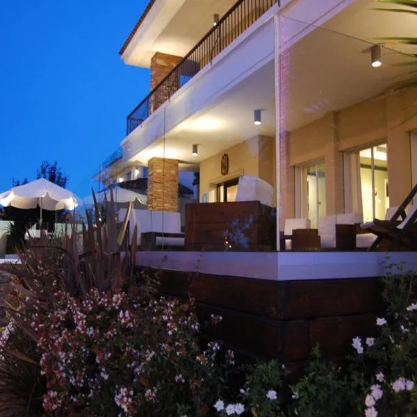 Mercedes Rambla Hotel，位于梅塞德斯的酒店