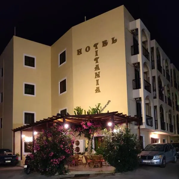 Titania Hotel Karpathos，位于Óthos的酒店