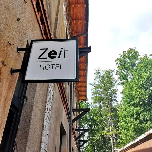 Zeit Hotel，位于Ratnieki的酒店