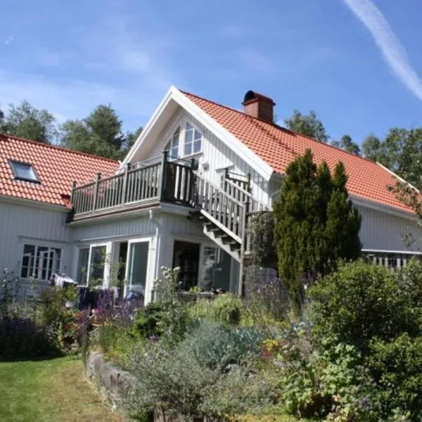 Apartment in the countryside in Tossene Hunnebostrand，位于Bovallstrand的酒店