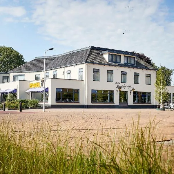 哈尔德哈赖普凡德瓦克酒店，位于Noordbergum的酒店