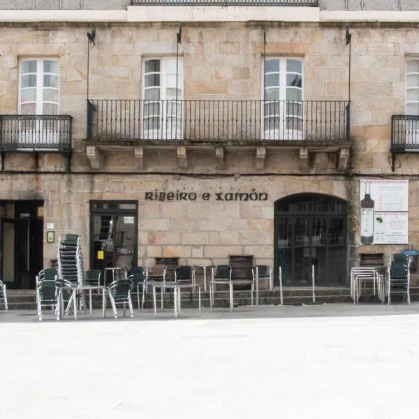 Piso Top en Plaza Mayor，位于Pazos Hermos的酒店