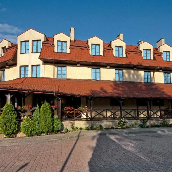 Hotel TERESITA，位于Zakrzów的酒店