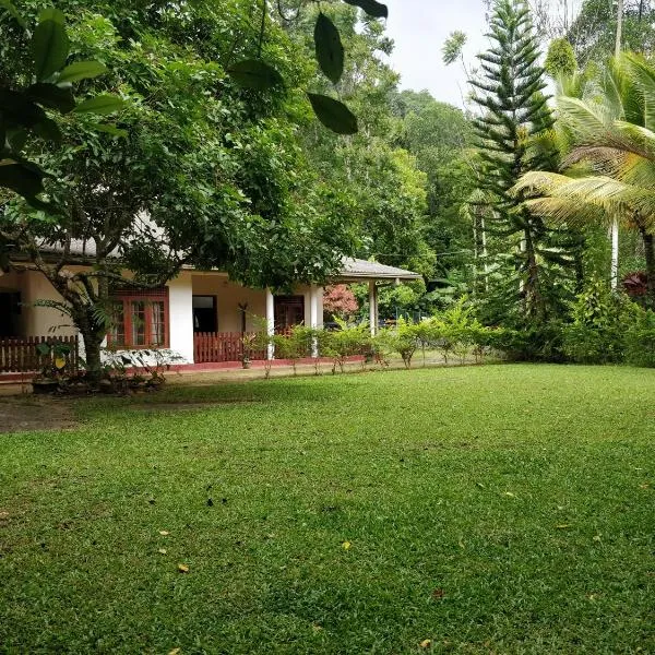 Alfred Colonial Bungalow & Spice Garden，位于Rambukkana的酒店