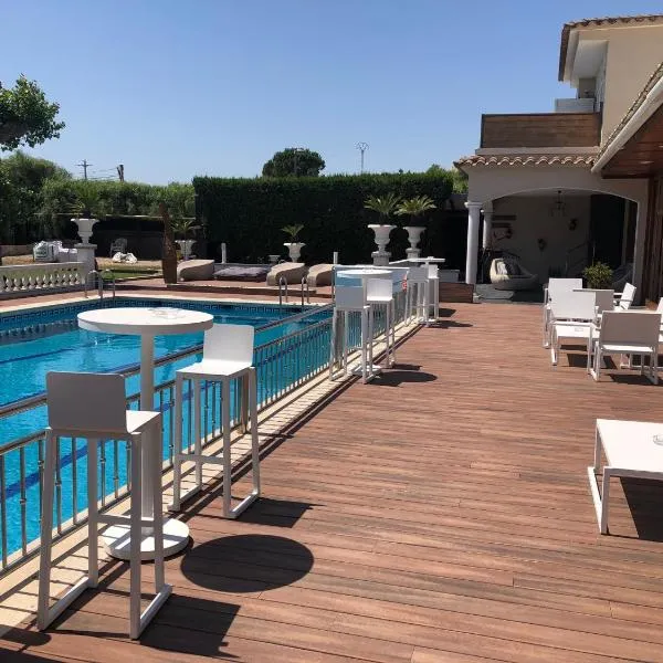 Hotel & Restaurant Figueres Parc,位于菲格拉斯的酒店