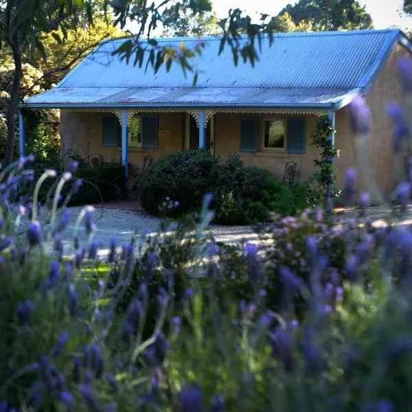 Donnybrook Cottages - Donnybrook，位于克莱尔的酒店