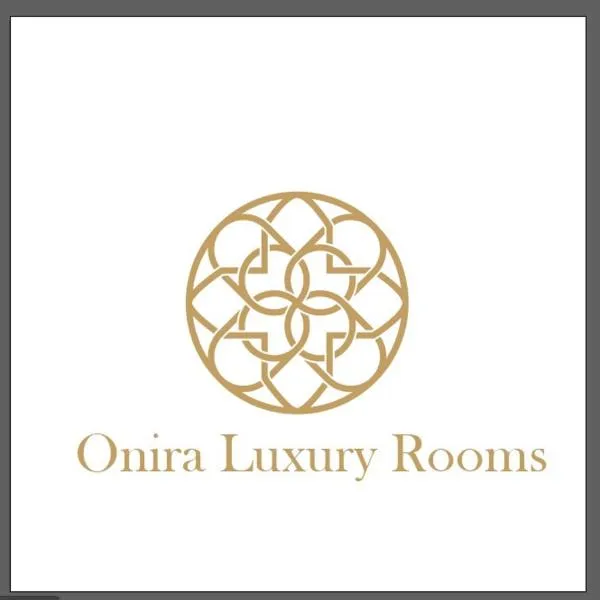 Onira luxury rooms，位于萨兰达的酒店