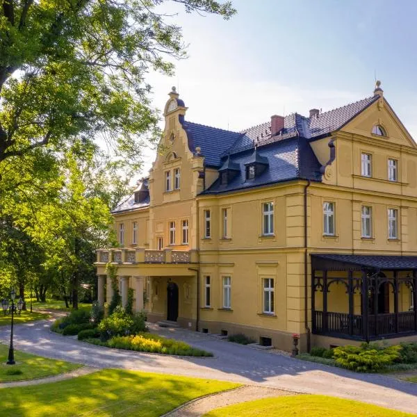 Pałac Gruszów，位于西维德尼察的酒店