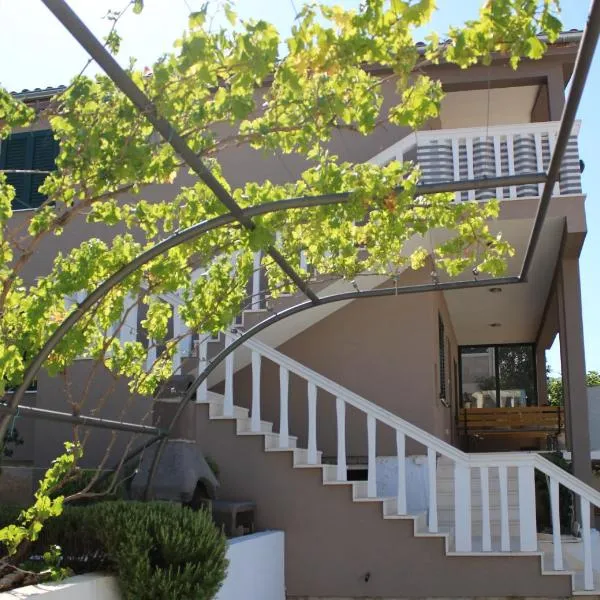 IL CONTE，位于克鲁塞沃的酒店