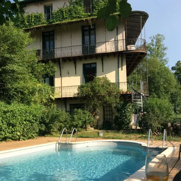 勒格兰德度假屋，位于Razecueillé的酒店