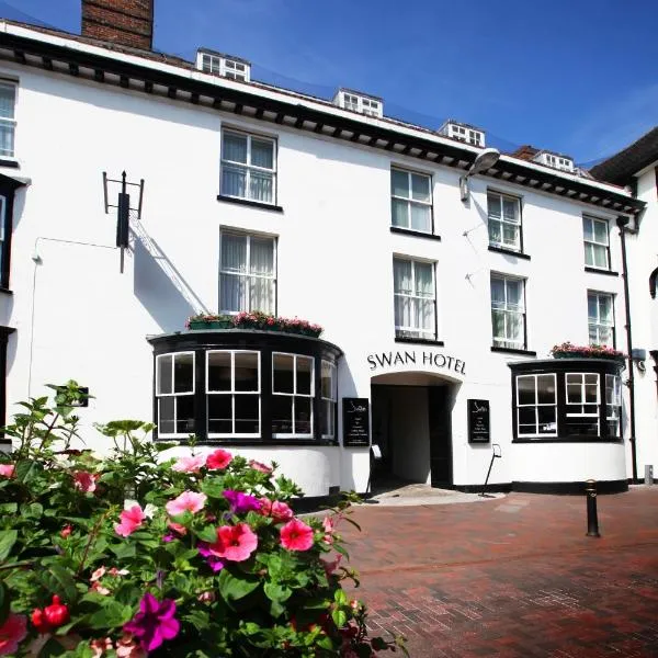 The Swan Hotel, Stafford, Staffordshire，位于彭克里奇的酒店