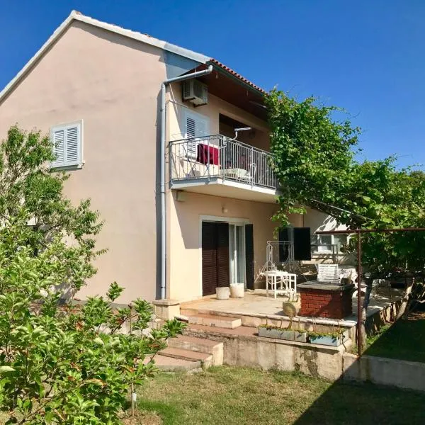 Apartments Grgas - Vrsi Mulo，位于沃希的酒店