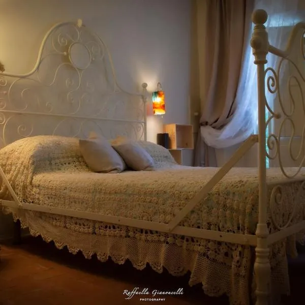 LuNesco alloggio DiVino, Chambre d'amis，位于Camagna Monferrato的酒店