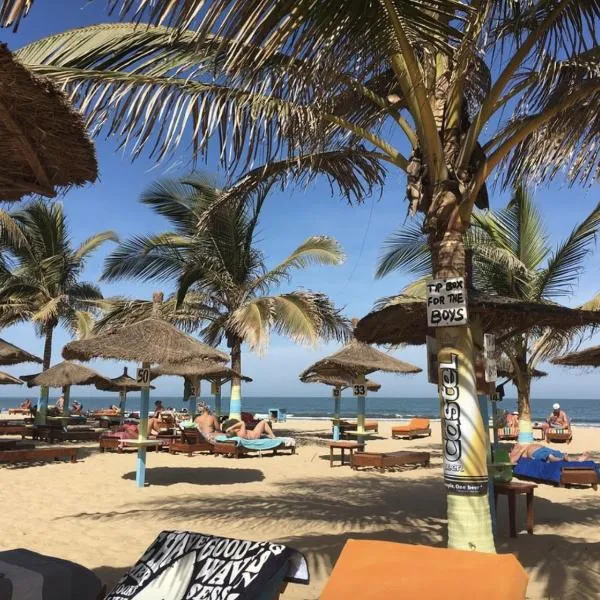 Kunta Kinteh Beach Complex，位于科图的酒店