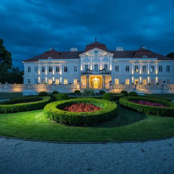 艺术庄园酒店，位于Bellova Ves的酒店