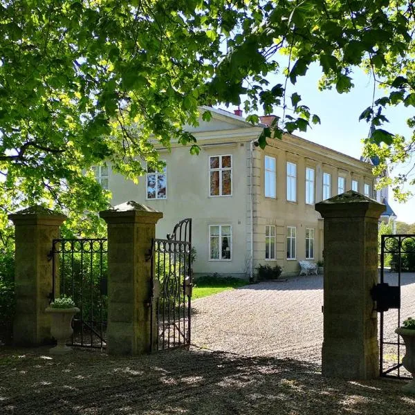 Hoby Gård B&B，位于Bräkne-Hoby的酒店