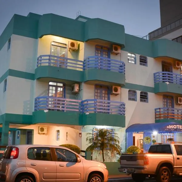 Dom Fish Hotel & Rede Hs Hotelaria，位于Sao Joao do Rio Vermelho的酒店