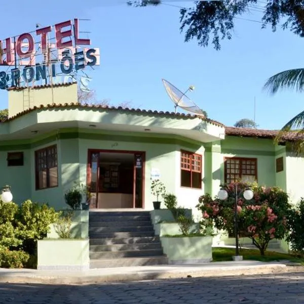 Hotel 3 Pontões，位于Guandu的酒店