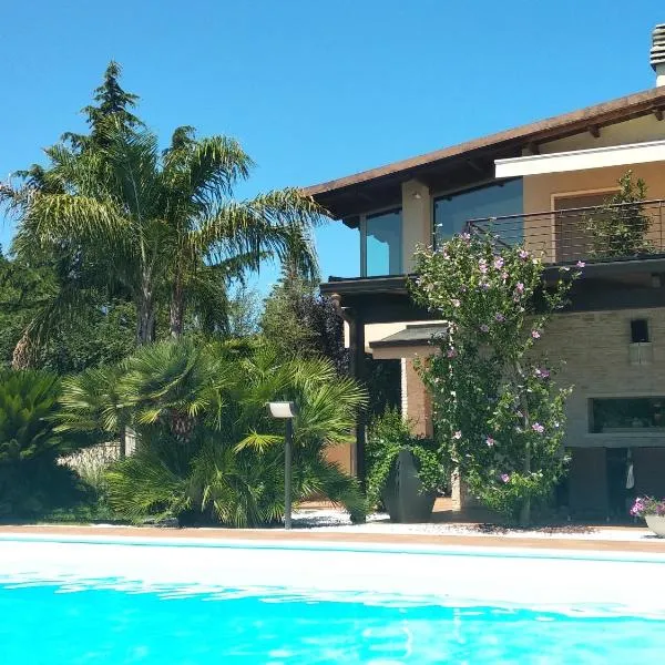 B&B Valleluna，位于特拉尼的酒店