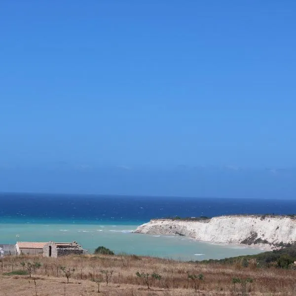 B&B L'EDEN DI CAPO BIANCO，位于蒙塔莱格罗的酒店