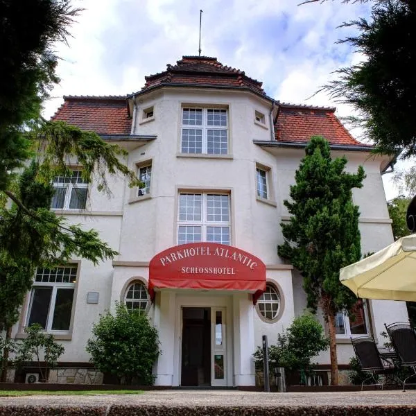 阿特兰蒂克帕克酒店，位于Mauer的酒店