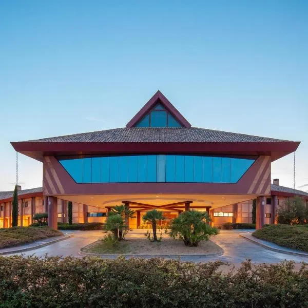 Exe Layos Golf，位于拉耶斯的酒店