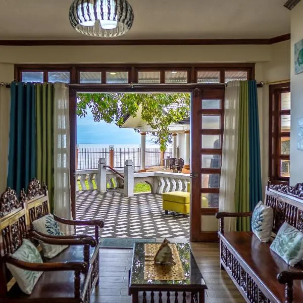 Casa dela Playa (House by the Beach)，位于Dapitan的酒店