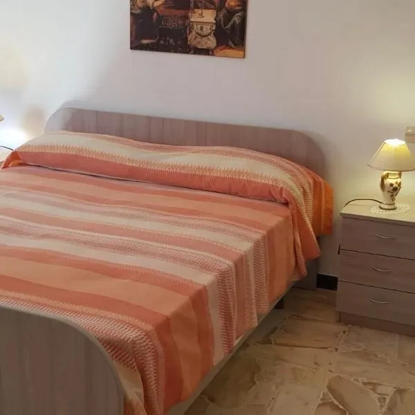 I Nuovi Orizzonti Casa Girasole，位于卡拉塔比亚诺的酒店